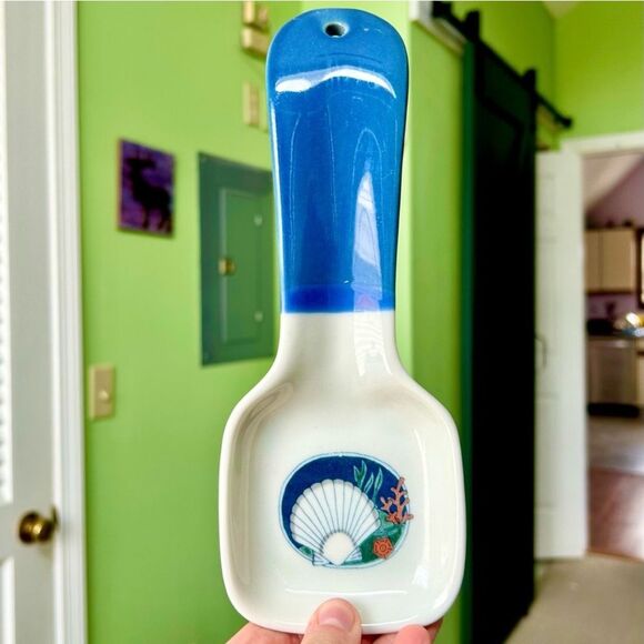 Other - Nautical Beach Themed Seashell Kitchen Stovetop Spoon Rest Ceramic Tool
